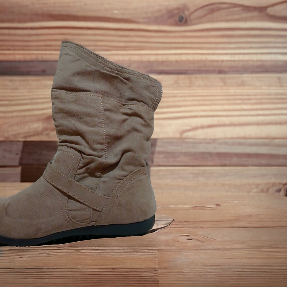 NEW Rampage Boots - Picture 2 of 2